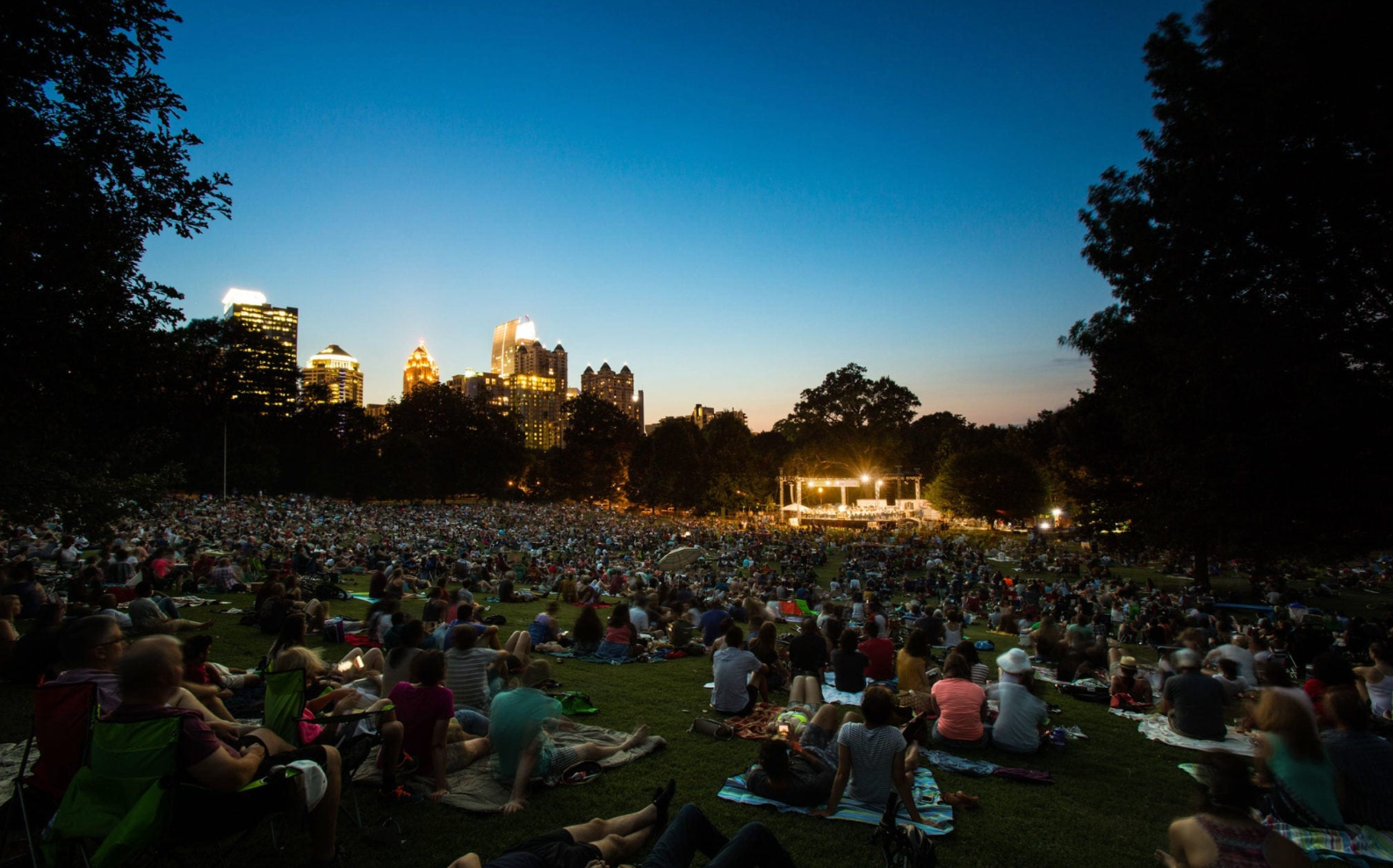 park full of people at night