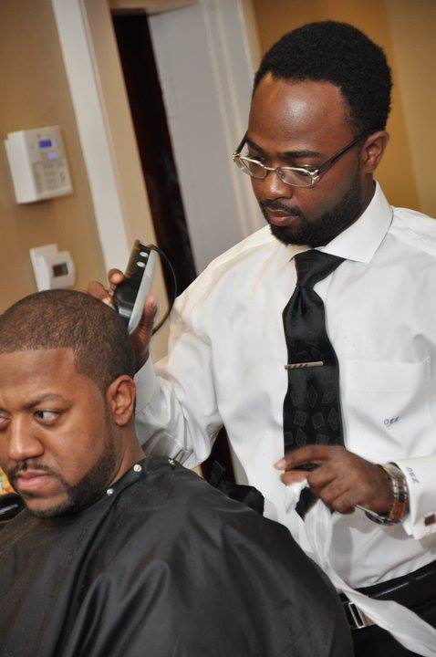 finishing touch mens grooming lounge barber at work