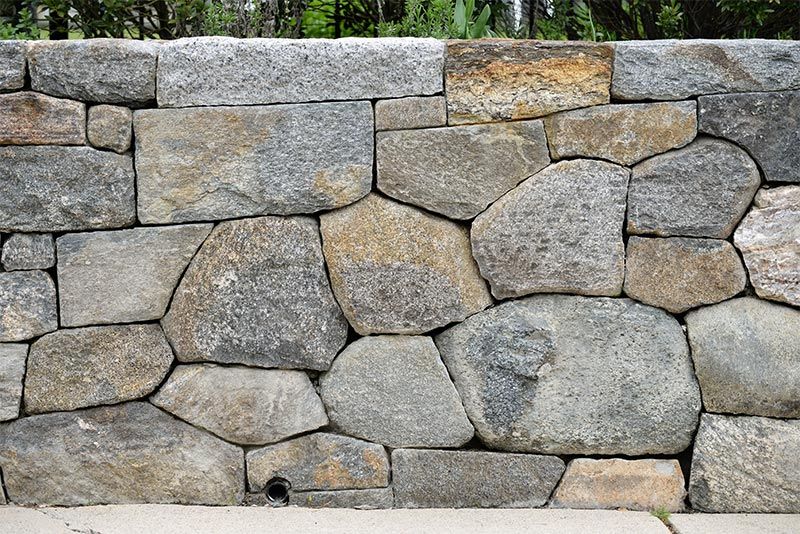 Natural Stone Retaining Wall Builder Sunshine Coast QLD