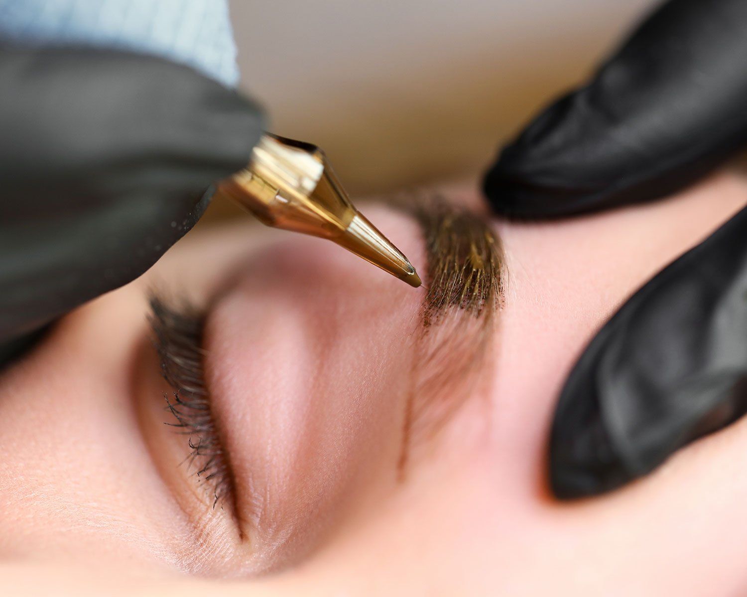 Permanent Make-up Augenbrauen