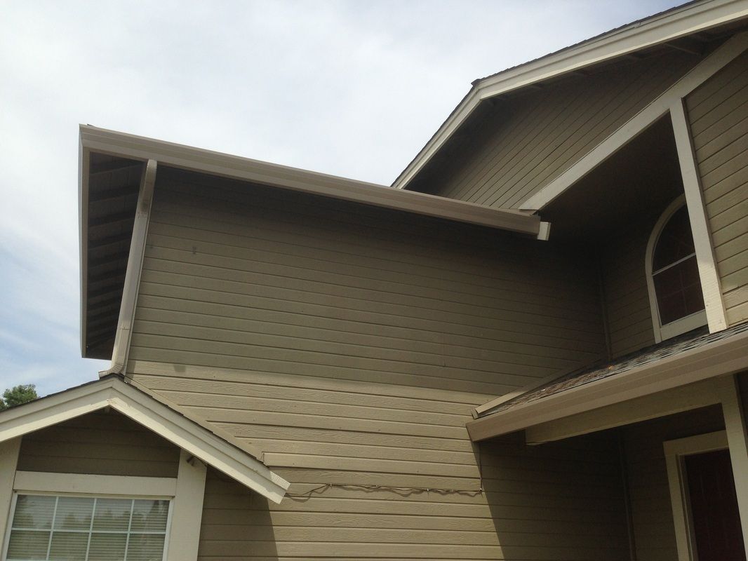 A house with a roof that is very steep