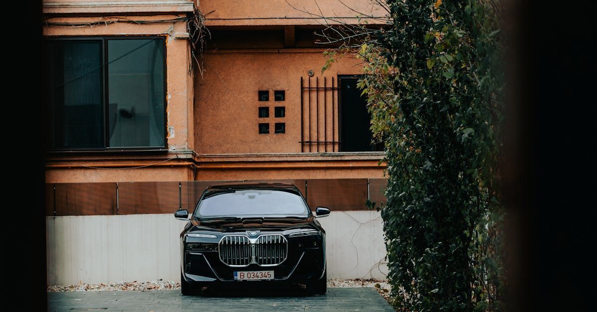 BMW i7 looks from a distance