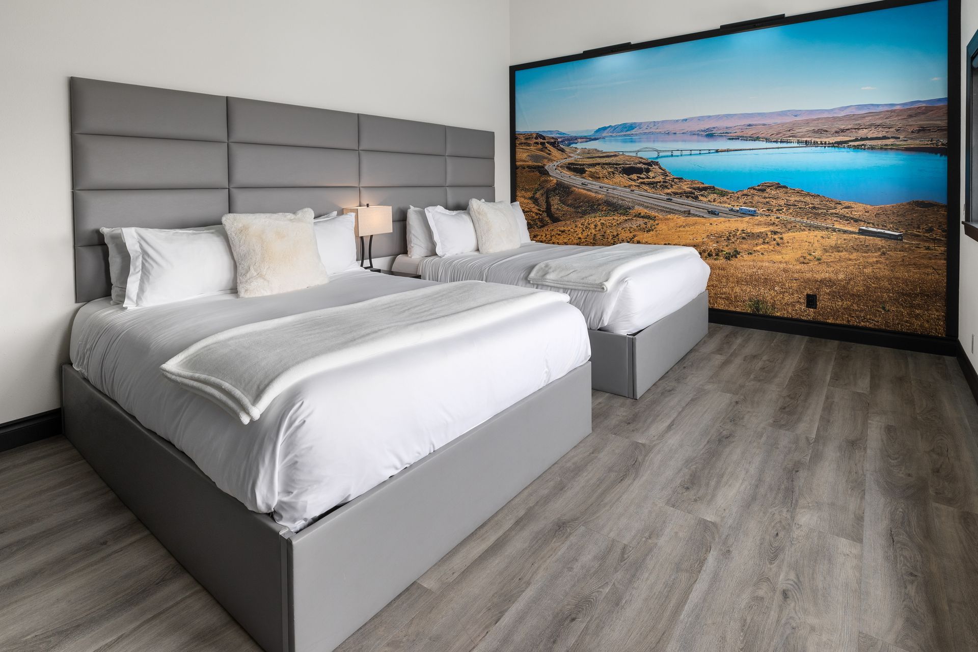 Room 202 lodging in Ellensburg near 