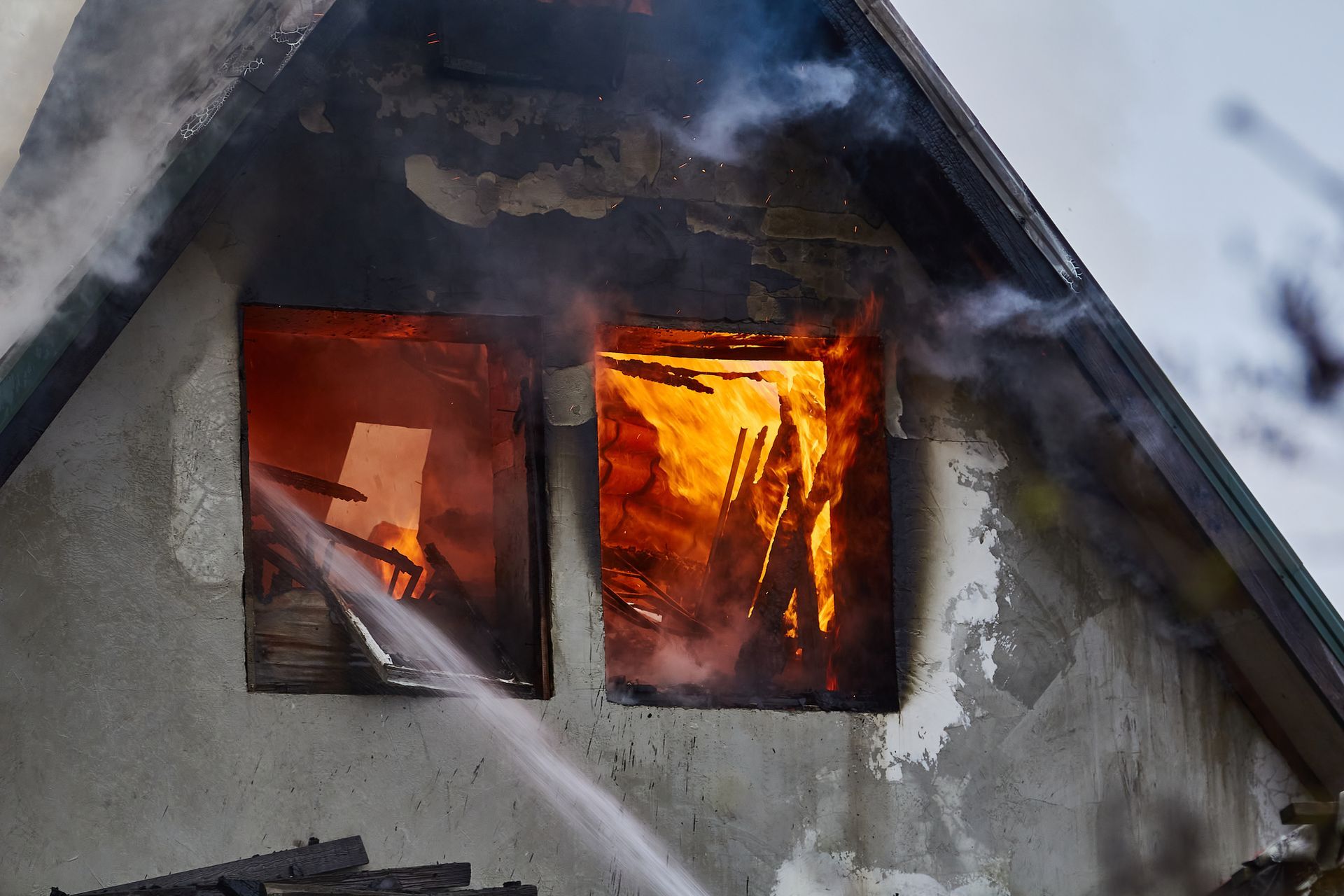 How to Choose the Right Fire Damage Restoration Company