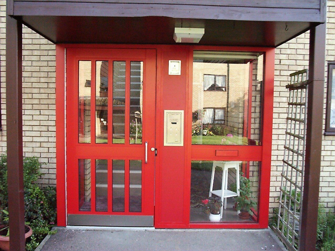 red doors