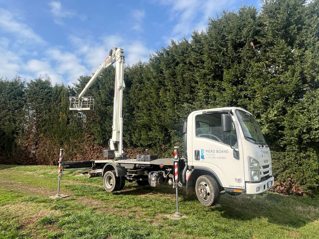 Noleggio piattaforme aeree con Boano SRL