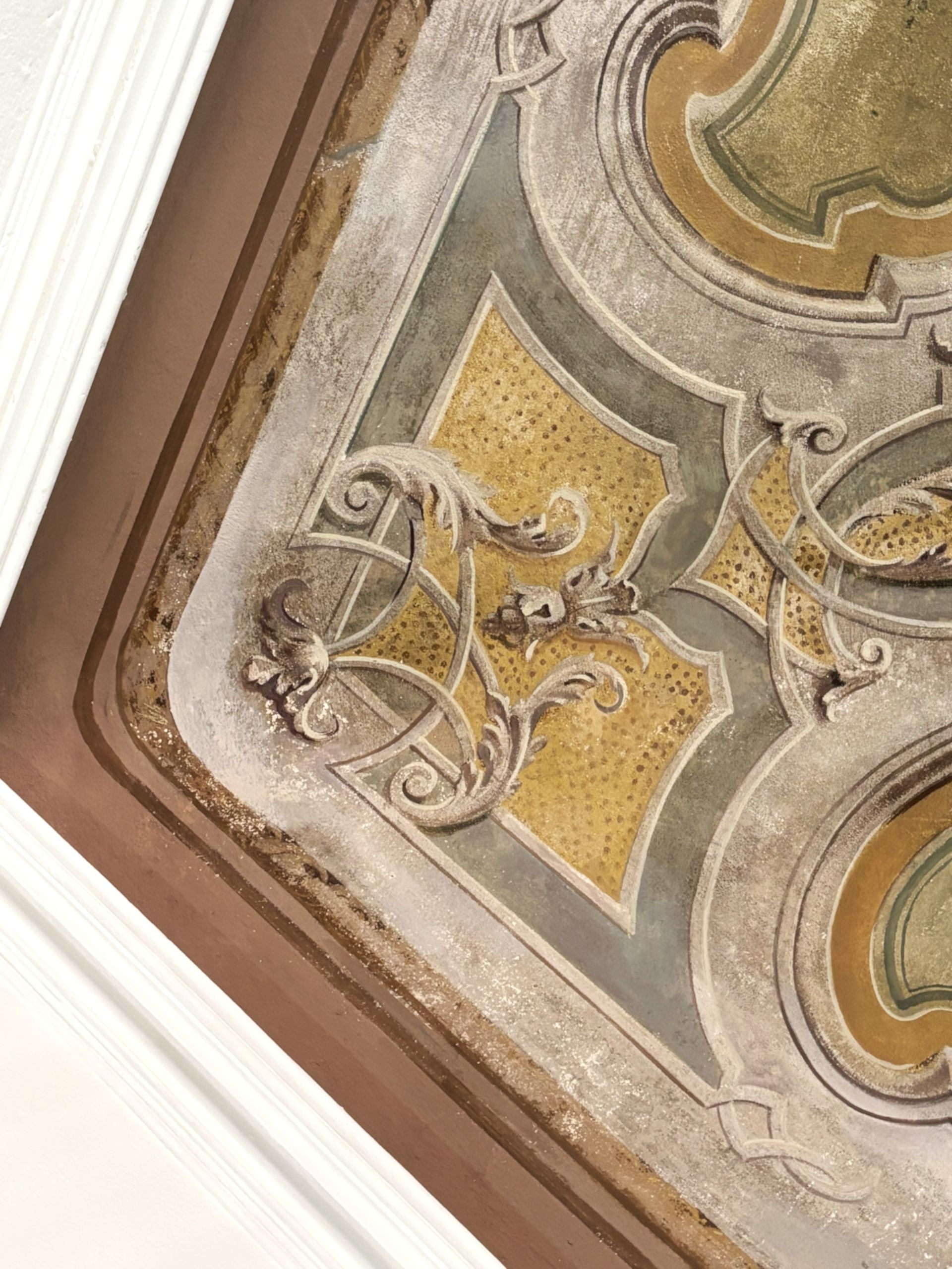 RESTAURO