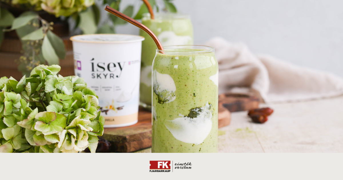 Ég elska góða skyrdrykki og þennan prófaði ég fyrst fyrir löngu og hef gert ýmsar útfærslur af honum