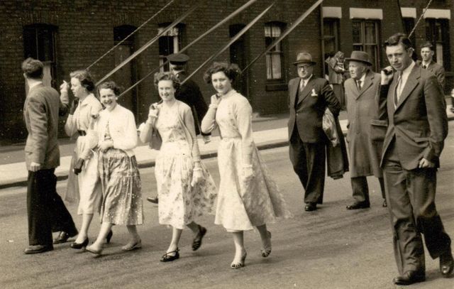 Cleggs Lane Whit Walk, mid-1950s, near the Old Raven