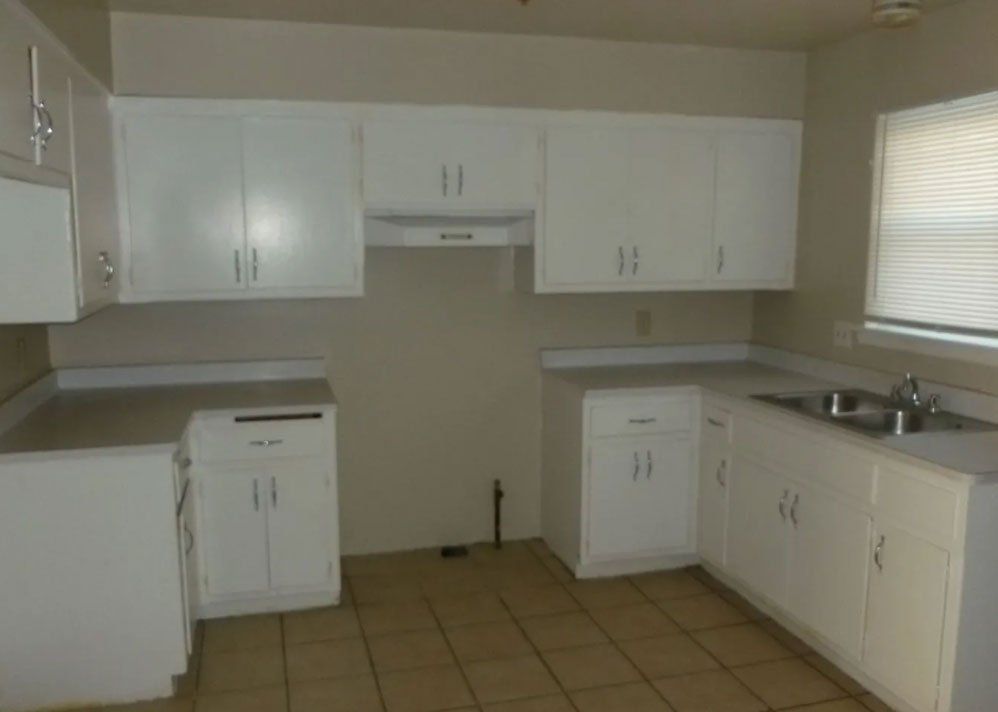 91st Street Townhomes Kitchen