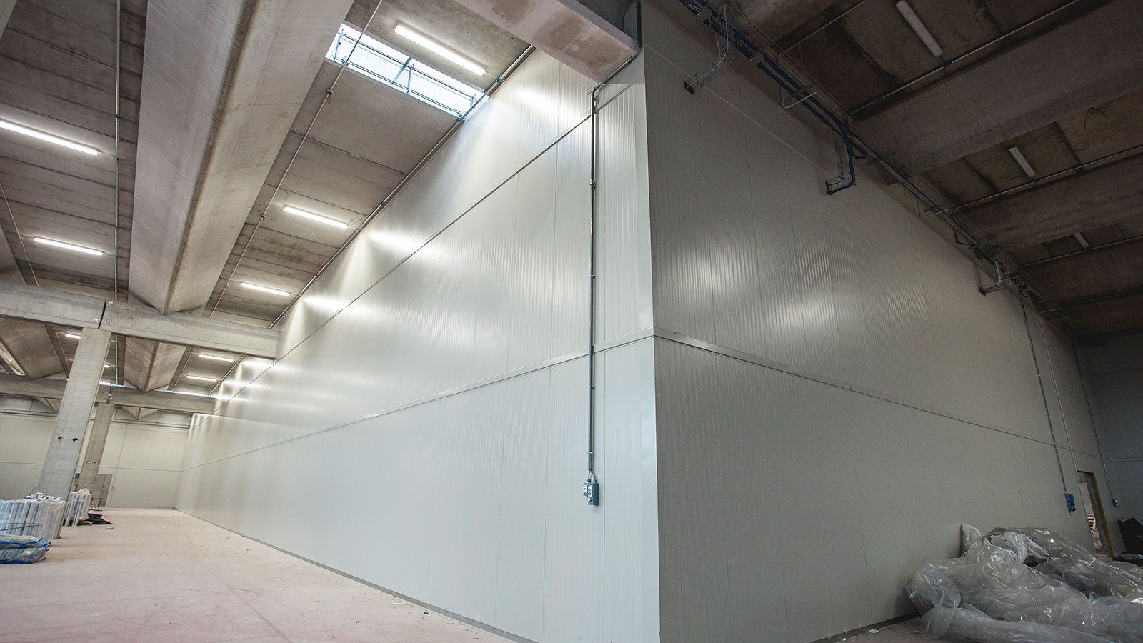 Realizzazione di compartimentazioni R.E.I.- Ideal System Cesena