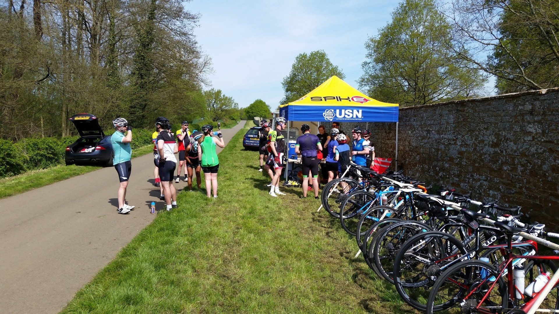 Apache Brave Racing spires and squiers