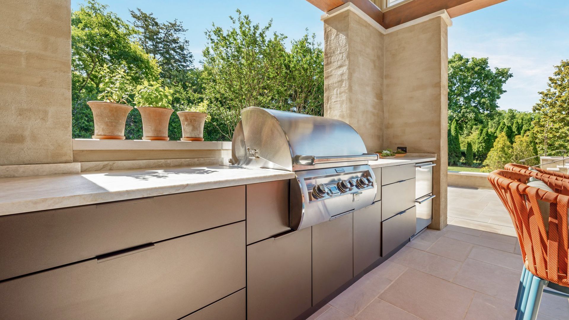 Brown Jordan Tecno Outdoor Kitchen