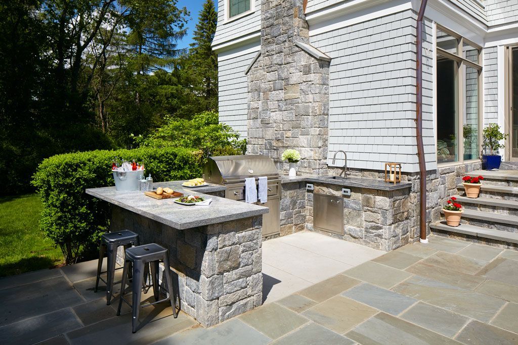 Danver Trex Veranda Outdoor Kitchen in Metallic Bronze Matte