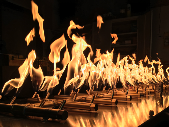 Warming Trends Crossfire Brass Burner