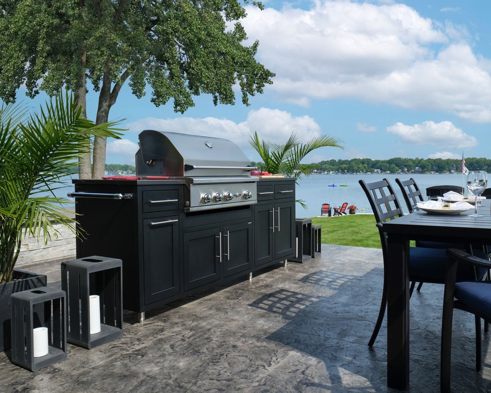 Challenger Outdoor Kitchen in Textured Black with Silver Vein Countertop and Delta Heat Grill
