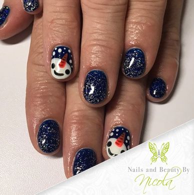 Snowman Nails