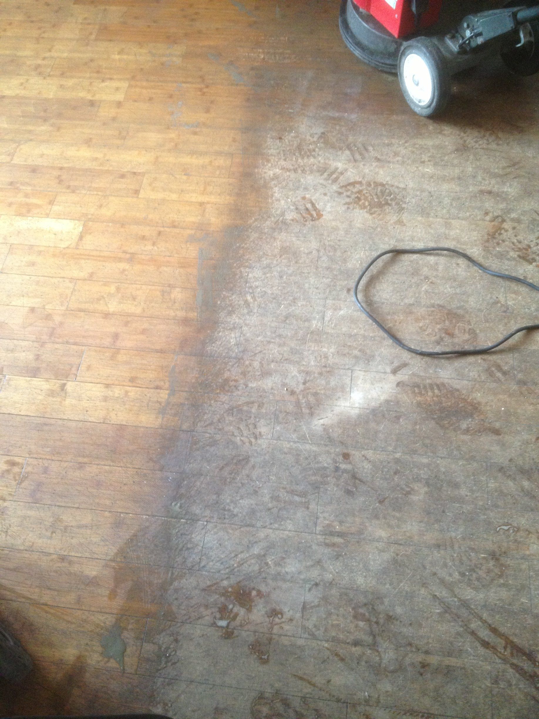 before and after cleaning the wooden flooring