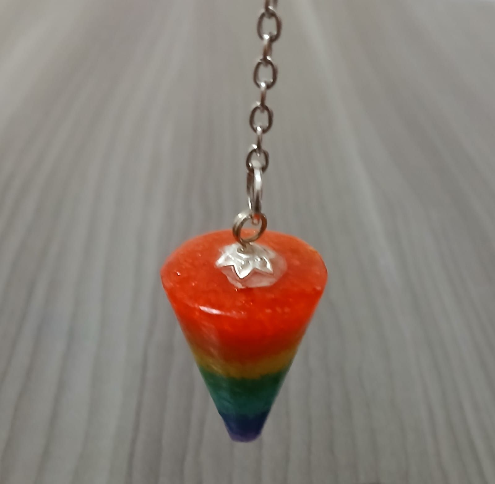 Péndulo multicolor