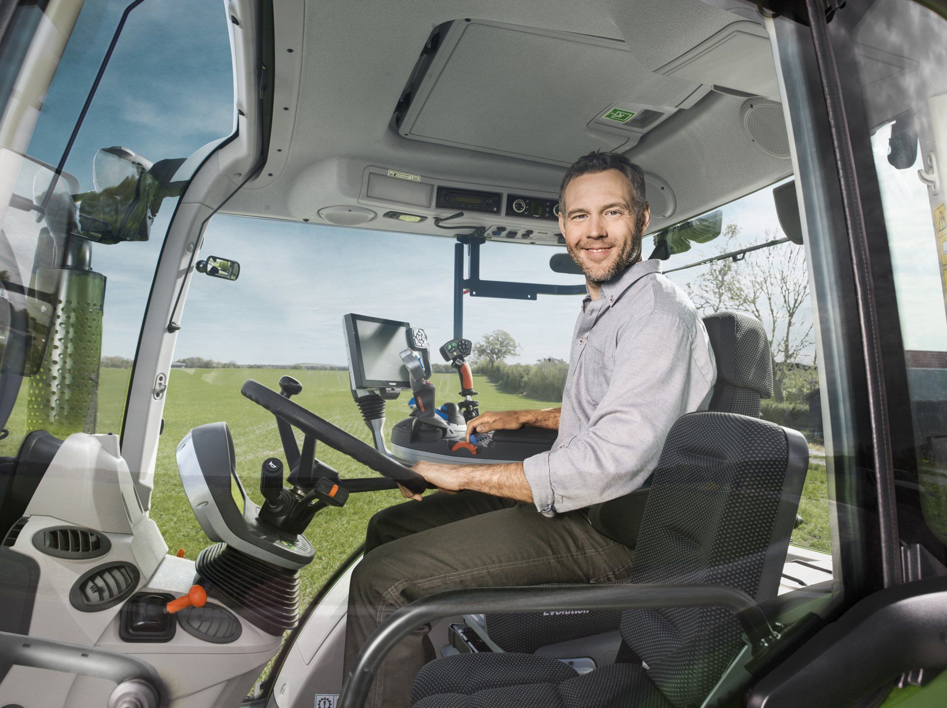 Fendt, automotive photography, Christoph Adler, car, transportation, lifestyle, automotive