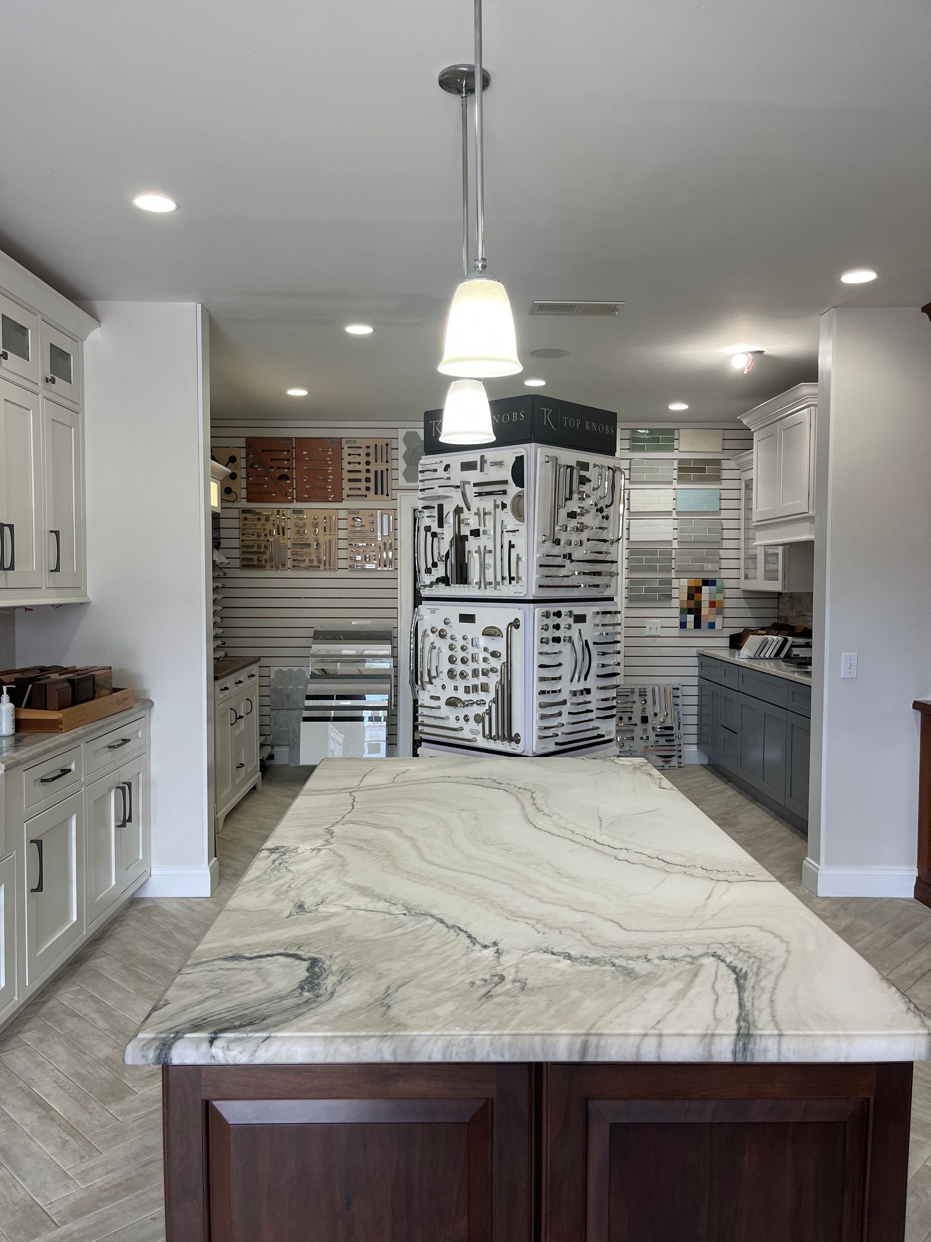 Luxury Redefined: Immersive Kitchen & Bath Showrooms for Inspired Home ...