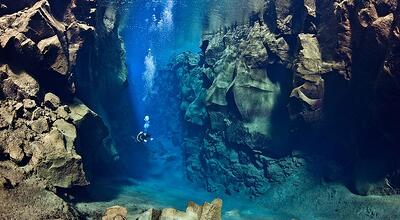Diving Iceland