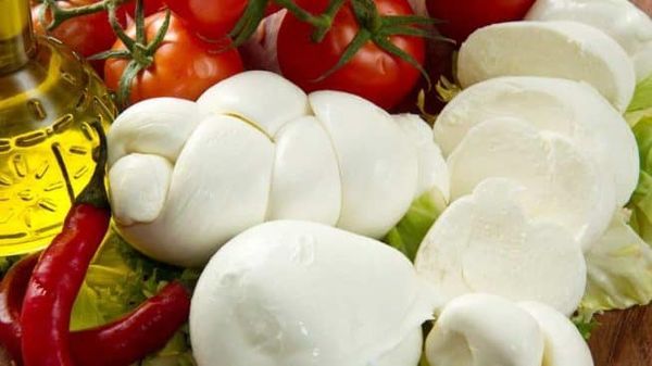 Treccia di mozzarella