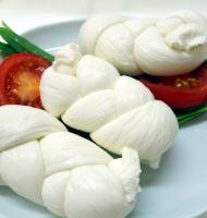Mozzarella in trecce