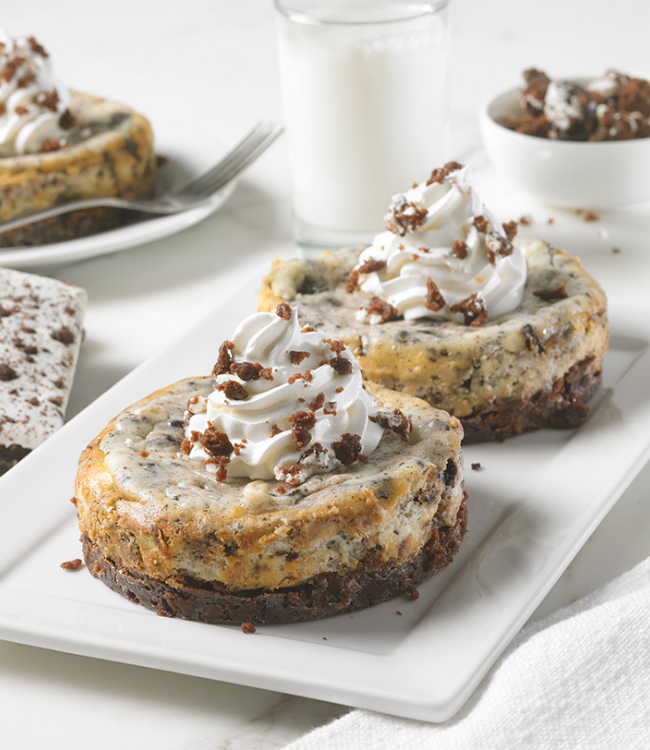 cookies and creme cheesecakes