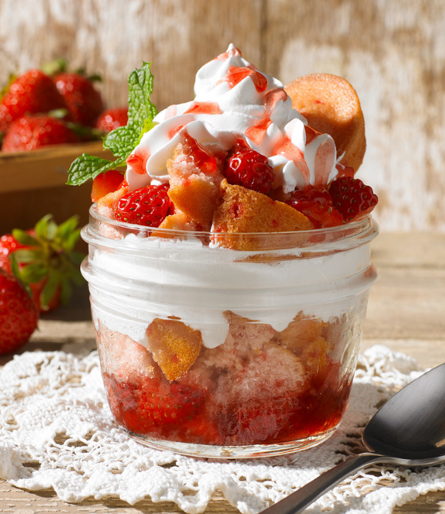 strawberry shortcake mini muffins in jars as strawberry shortcakes