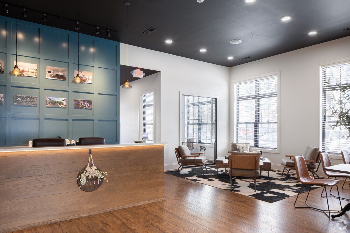 Parkview Apartments lobby and community lounge area