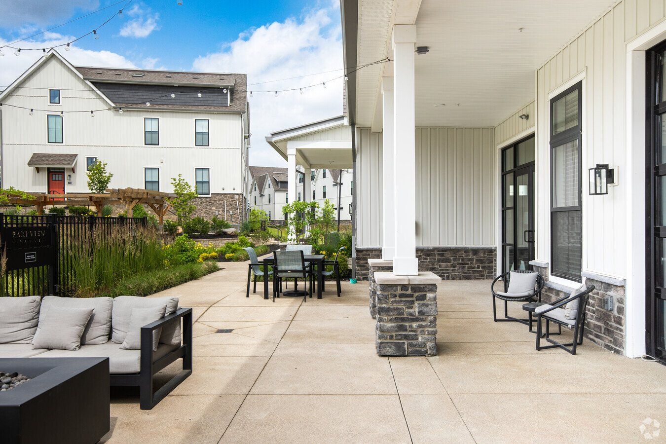 Parkview Apartments community patio