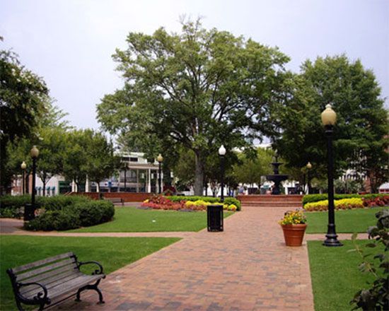 Marietta Square downtown park