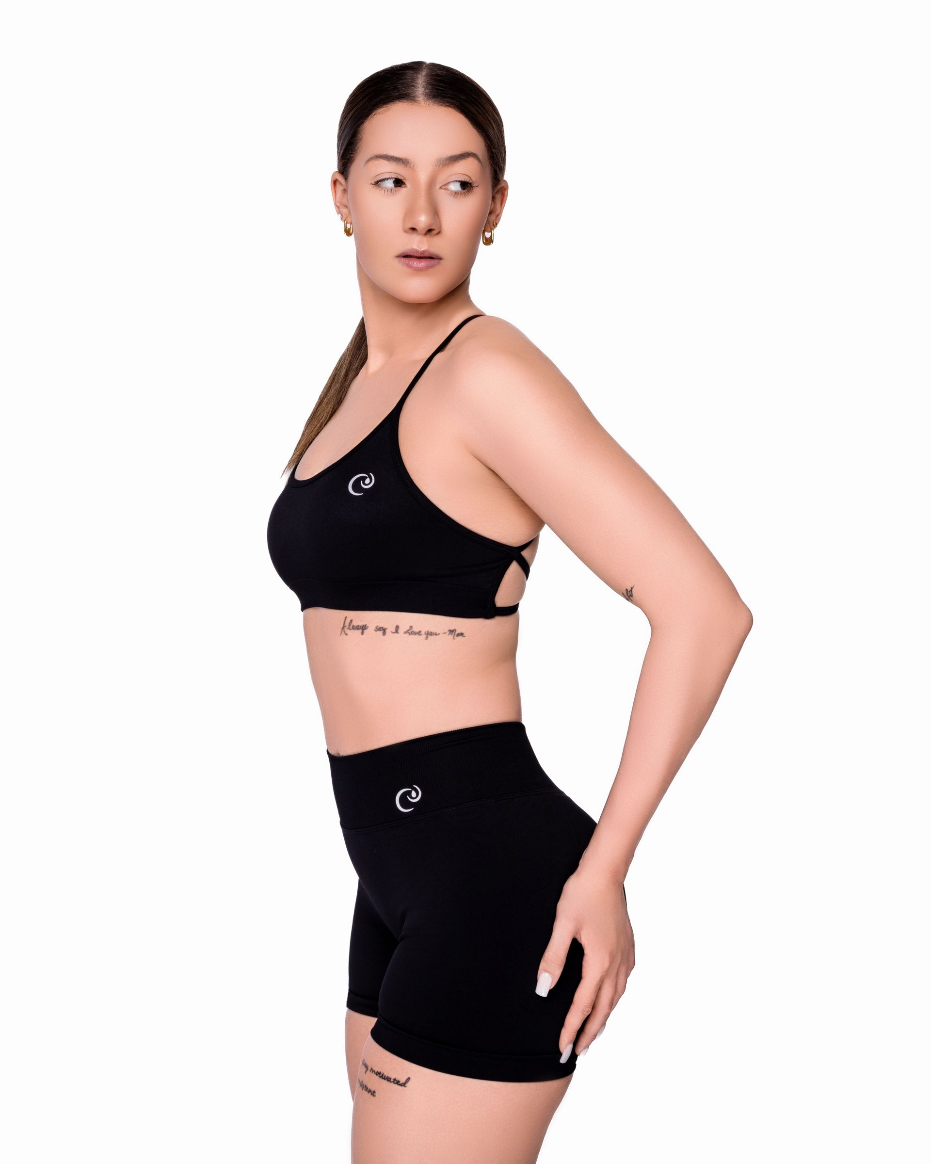 BLACK SEAMLESS KNIT STRAPPY BRA