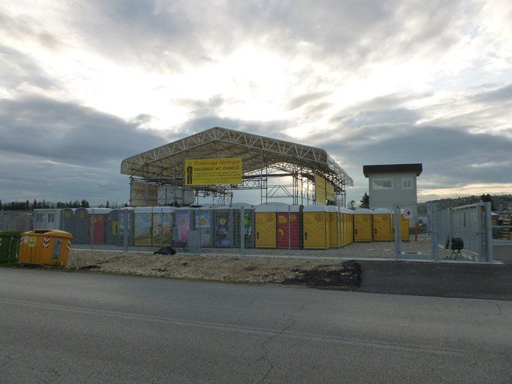 deposito di bagni chimici a noleggio