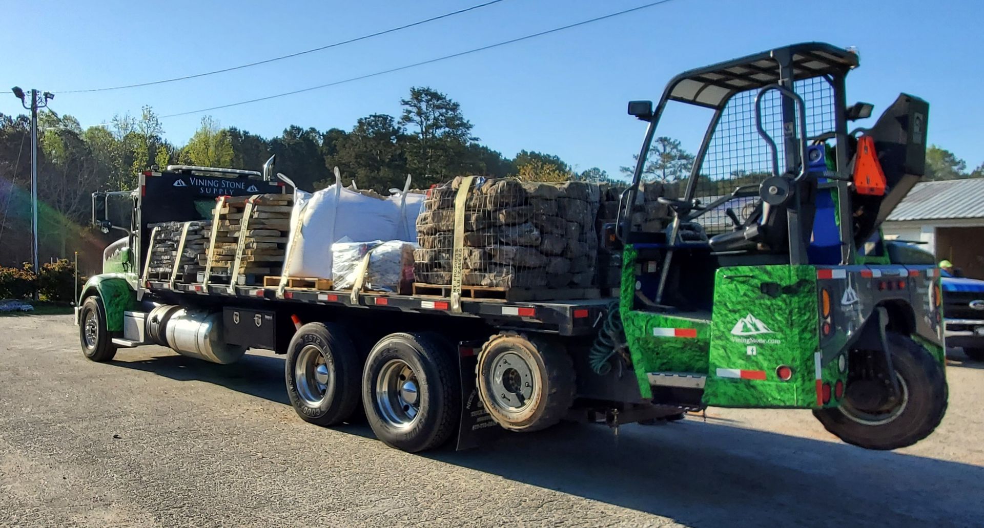 Forklift Stone Deliver