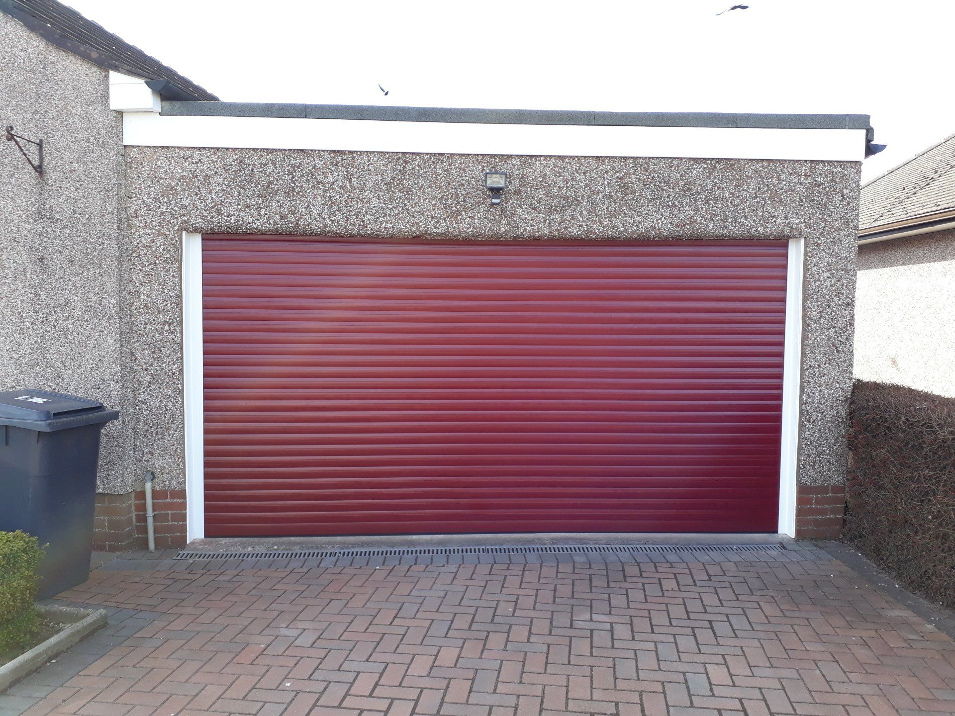 garage doors, different size and colors