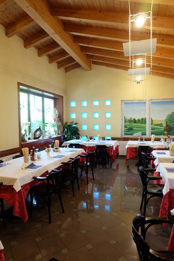 Ampia sala del ristorante