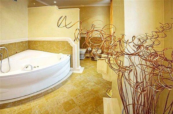 messa in posa di pavimenti in marmo