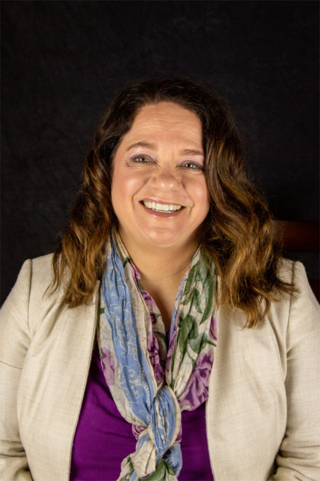 Headshot of Beth Clavenna-Deane