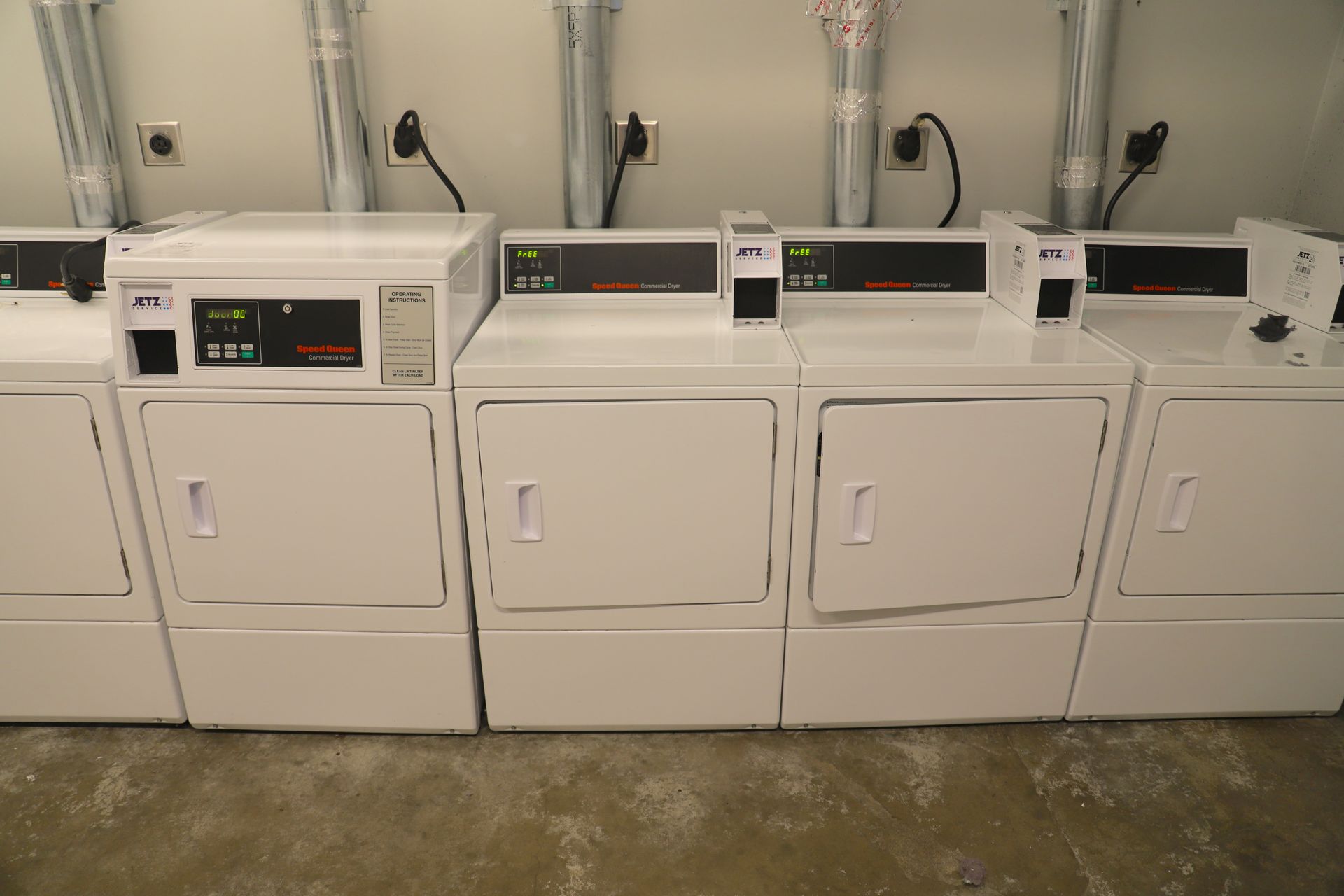 Dormitory laundry facilities