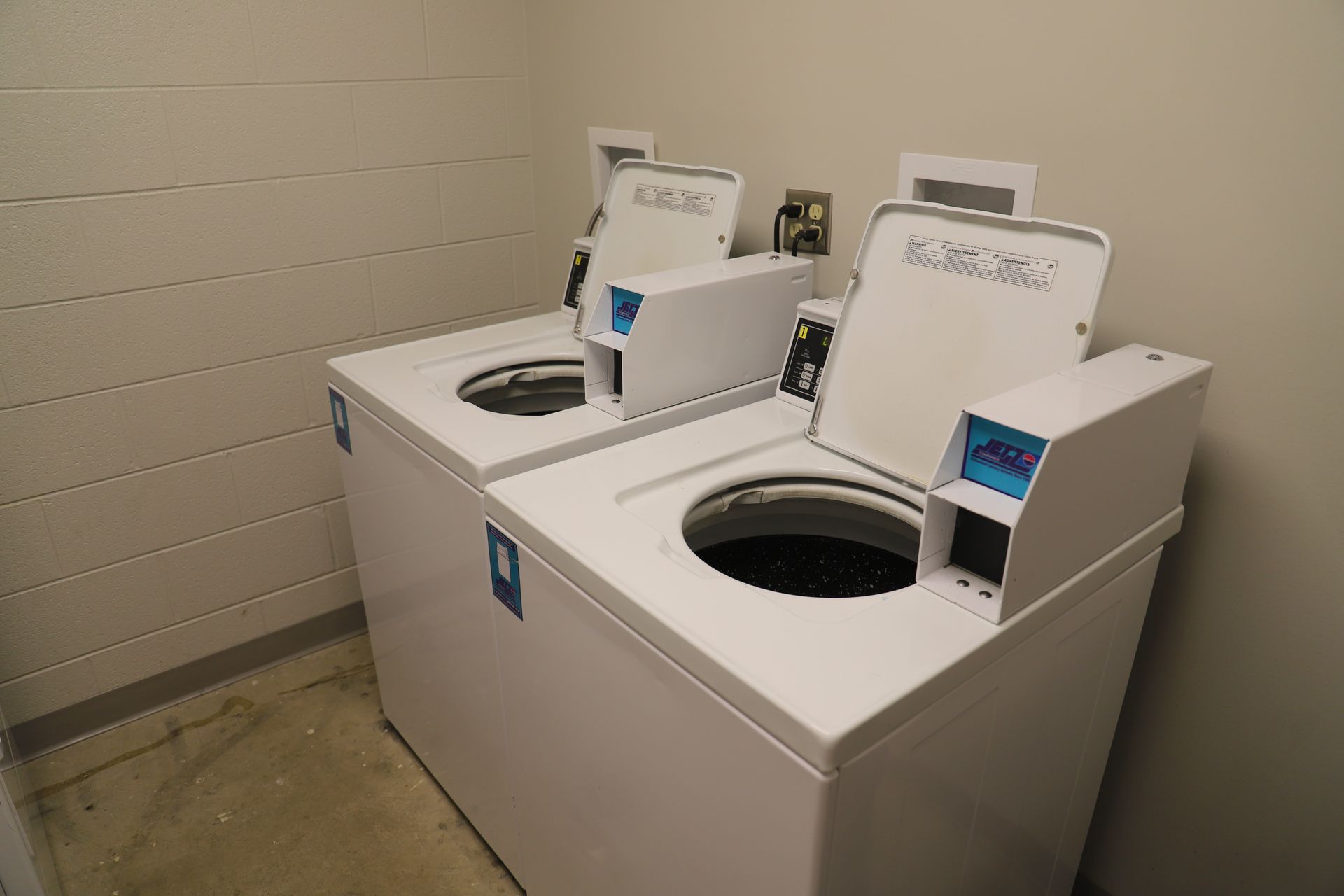 Dormitory laundry facilities