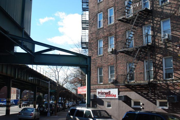 Exterior/Neighborhood