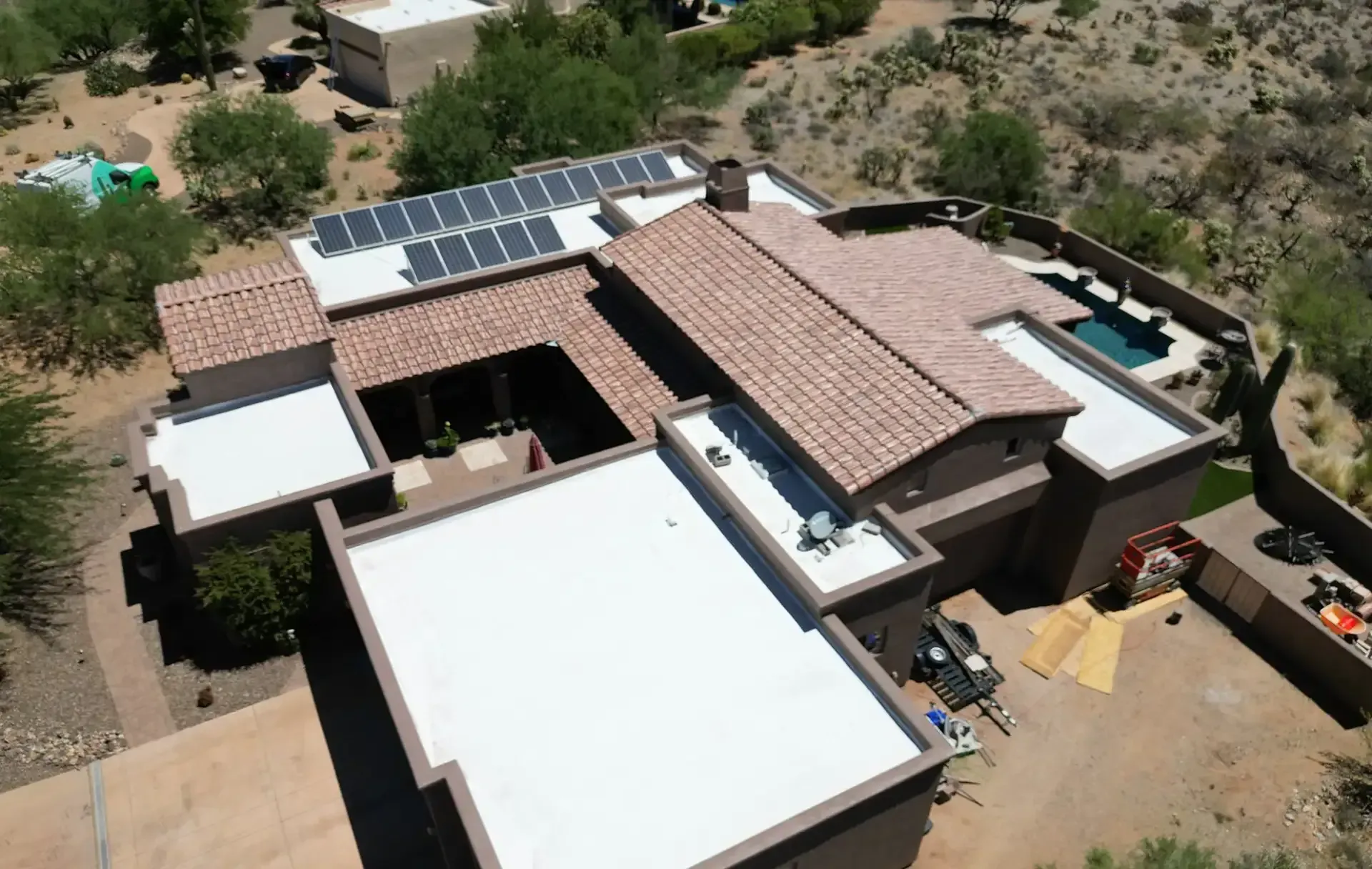 FLAT ROOF COATING AND SOLAR