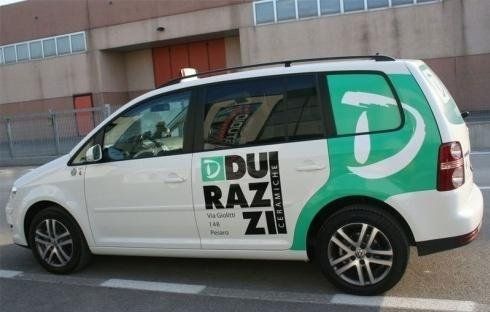 Taxi con decorazione