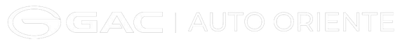 Logotipo branco da GAC ​​| Auto Oriente em fundo transparente.