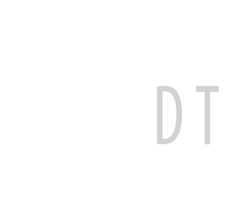 Lettres « DT » gris clair sur fond blanc