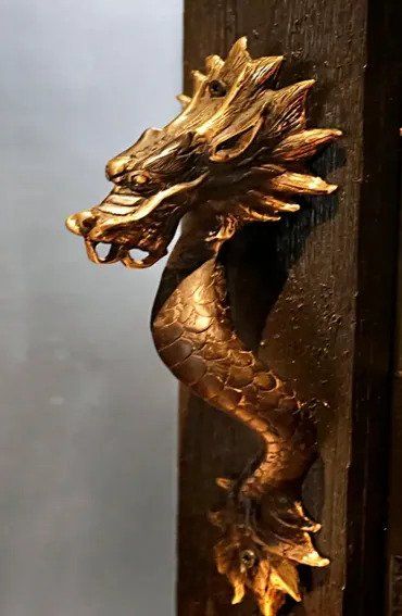 Dragon Door Knob — Lexington, KY — Fantasy Stays