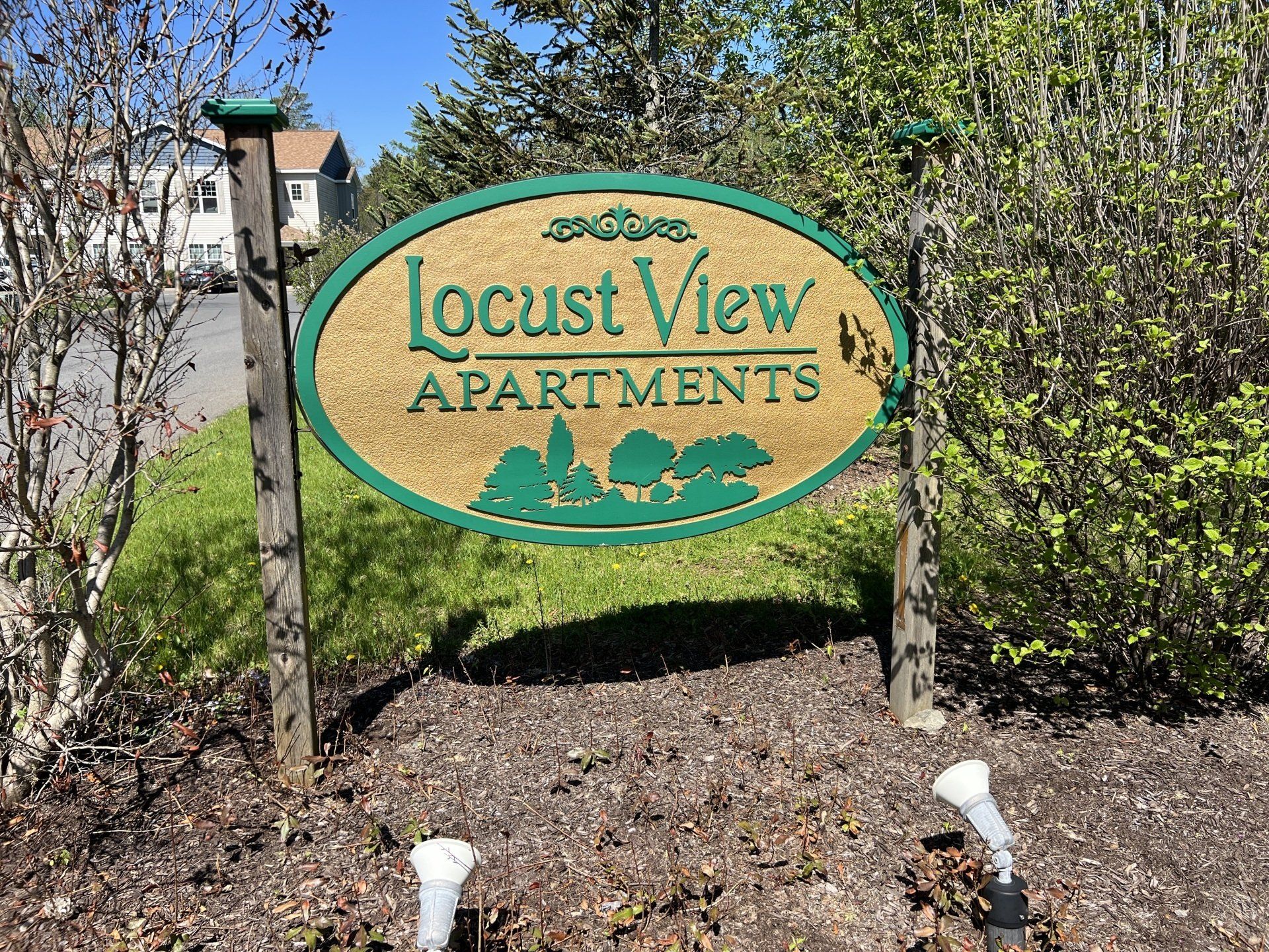 Locust View Apartments Sign