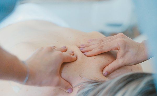 Deep Tissue Massage - Osteopathic Treatment | North Hobart Osteopathy